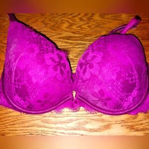 Victoria's Secret push up bra size 32DD